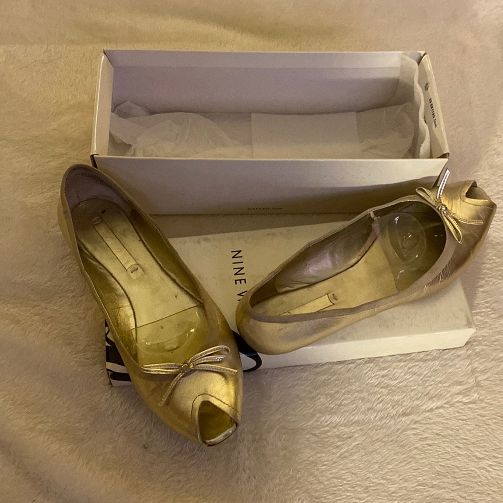 Gold sandals, used but in good condition